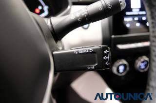 RENAULT Clio usata, con Autoradio digitale