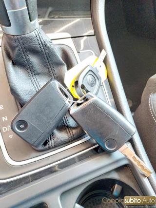 VOLKSWAGEN Golf usata, con Sedile posteriore sdoppiato