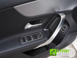 MERCEDES-BENZ A 250 usata, con Specchietti laterali elettrici