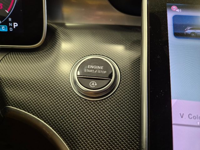 MERCEDES-BENZ C 200 usata, con Touch screen