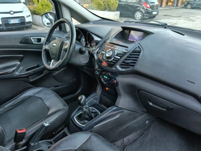 FORD EcoSport usata, con Autoradio
