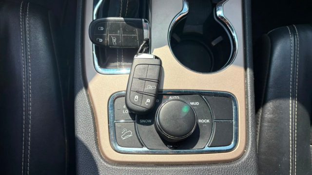 JEEP Grand Cherokee usata, con Bluetooth