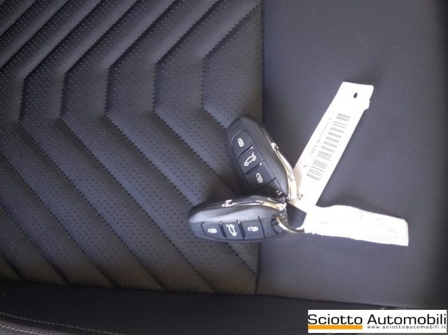 JEEP Compass usata, con Autoradio digitale