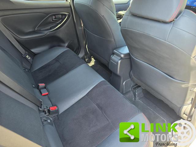 TOYOTA Yaris usata, con Sistema di navigazione
