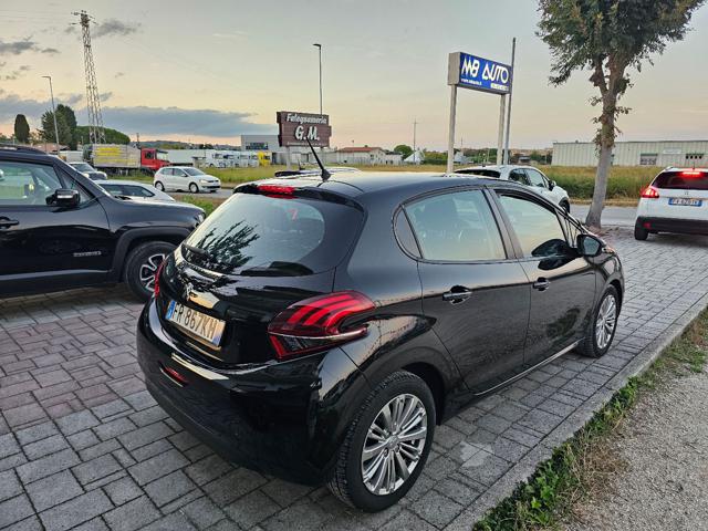 PEUGEOT 208 usata, con Alzacristalli elettrici