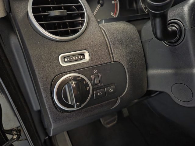 LAND ROVER Discovery usata, con Vetri oscurati