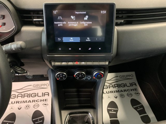 RENAULT Clio usata, con Luci diurne LED