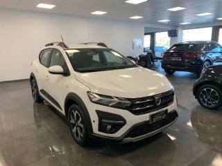 DACIA Sandero usata, con Specchietti laterali elettrici