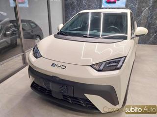 BYD Dolphin usata, con Autoradio