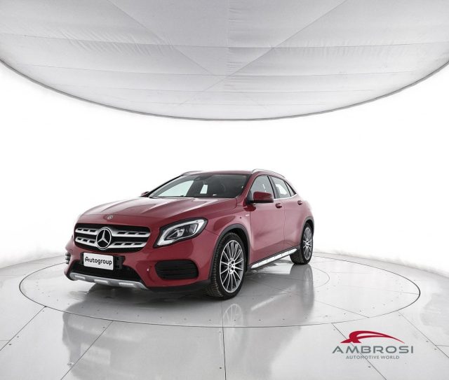 MERCEDES-BENZ GLA 200 usata 0