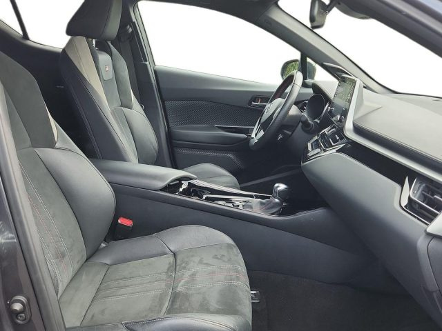 TOYOTA C-HR usata, con Specchietti laterali elettrici