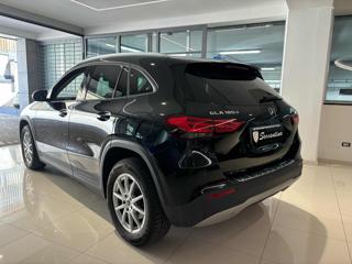 MERCEDES-BENZ GLA 180 usata, con Boardcomputer