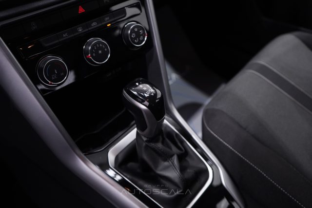 VOLKSWAGEN T-Roc usata, con Sensori di parcheggio posteriori