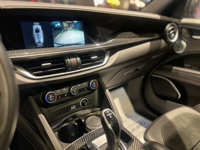 ALFA ROMEO Stelvio usata, con Interni in pelle