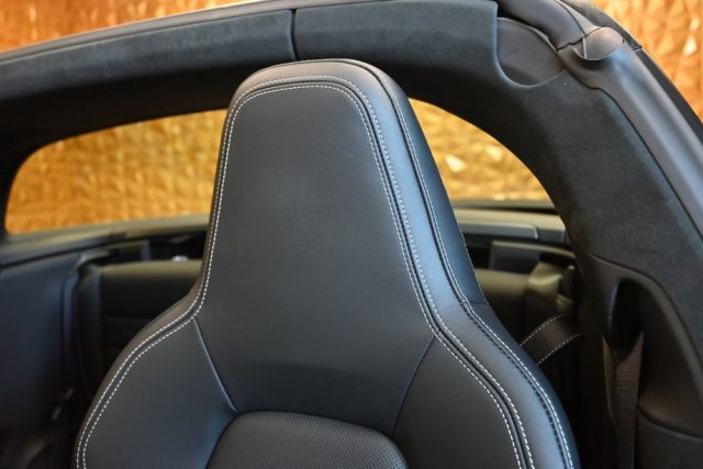 PORSCHE 992 usata 38