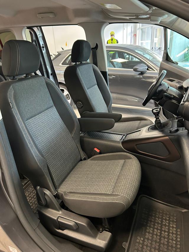 PEUGEOT Rifter usata, con Controllo automatico clima