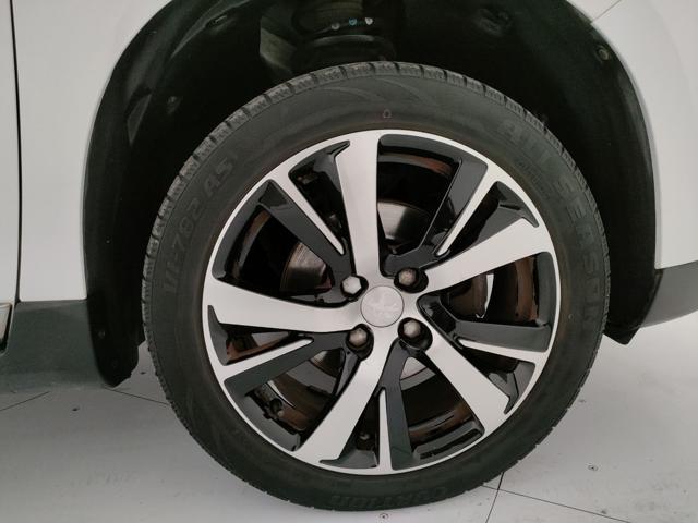 PEUGEOT 2008 usata, con Alzacristalli elettrici