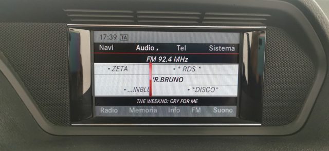 MERCEDES-BENZ E 220 usata 72