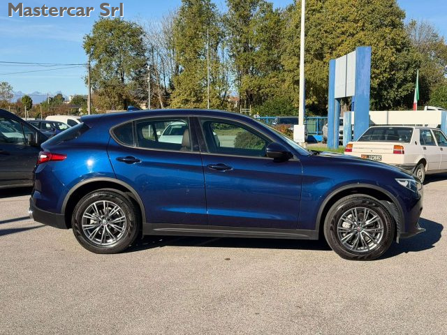 ALFA ROMEO Stelvio usata, con Autoradio