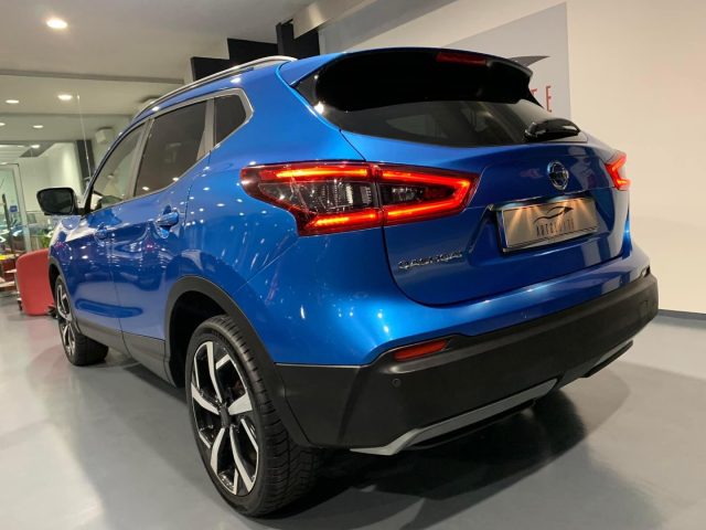 NISSAN Qashqai usata, con Boardcomputer