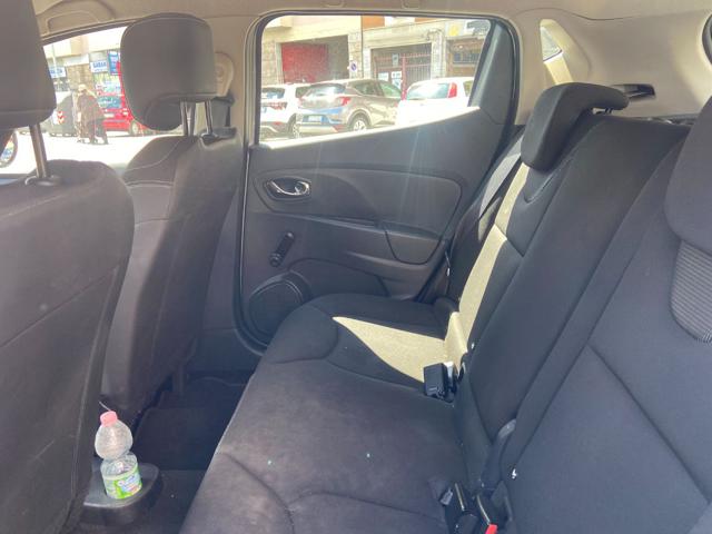RENAULT Clio usata, con Sedile posteriore sdoppiato