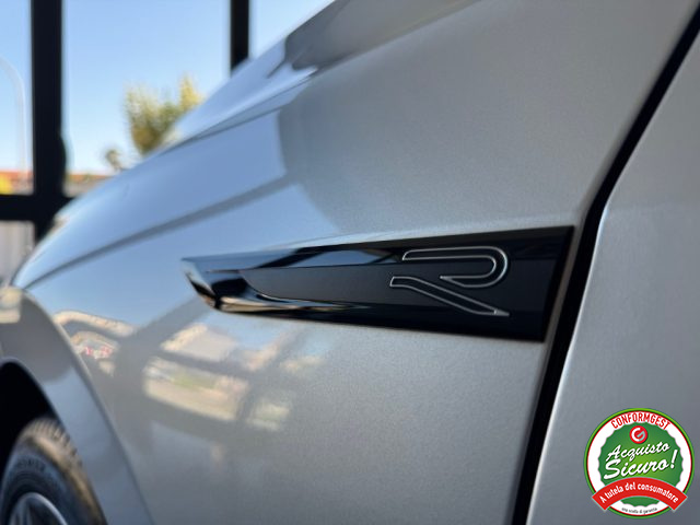 VOLKSWAGEN Golf usata, con Sedili sportivi