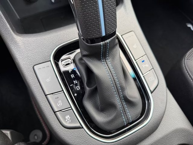 HYUNDAI i30 usata, con Controllo automatico clima