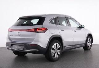 MERCEDES-BENZ EQA usata, con Alzacristalli elettrici