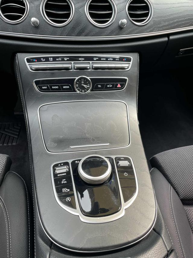 MERCEDES-BENZ E 200 usata, con Cronologia tagliandi