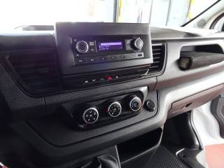 RENAULT Trafic usata, con Climatizzatore
