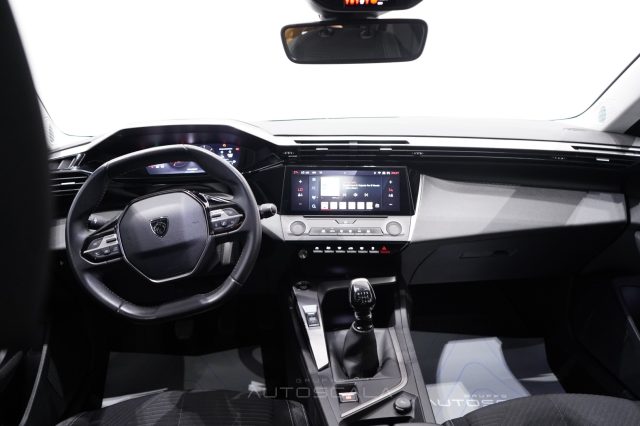 PEUGEOT 308 usata, con Volante multifunzione