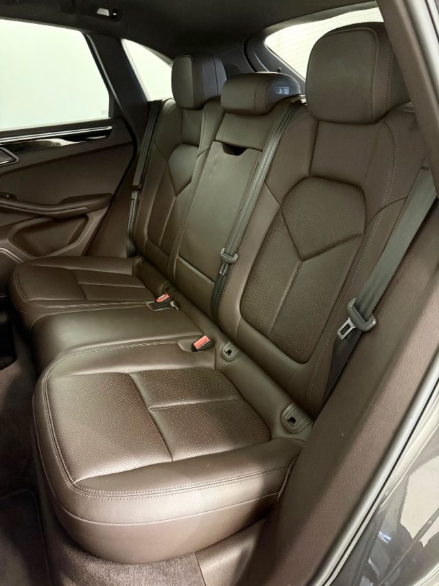PORSCHE Macan usata, con Fari Xenon