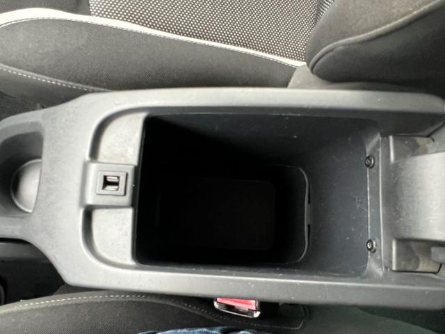 RENAULT Kangoo usata 29