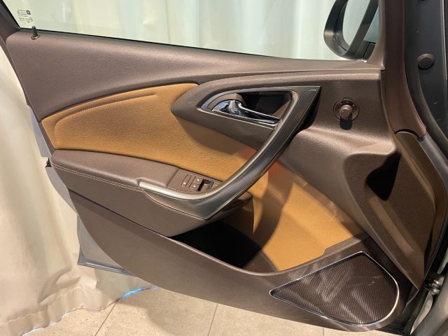 OPEL Astra usata, con Cruise Control