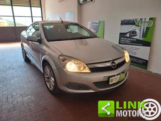 OPEL Astra usata, con Autoradio
