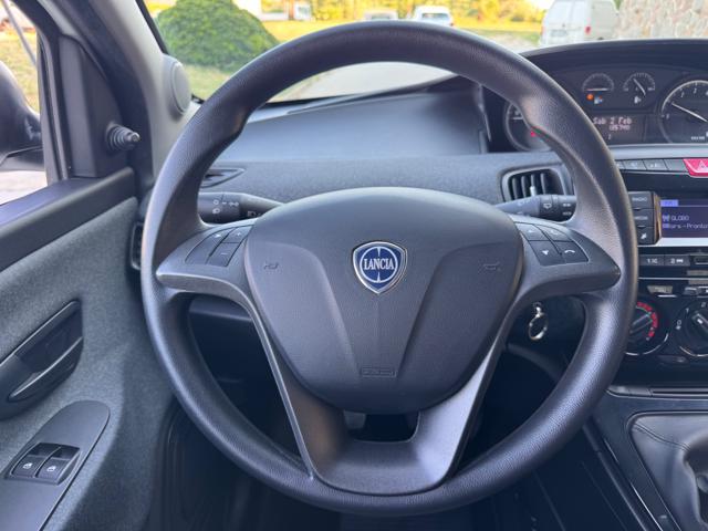 LANCIA Ypsilon usata, con Sedile posteriore sdoppiato