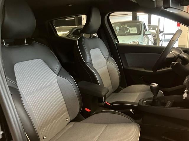 RENAULT Clio usata, con ESP