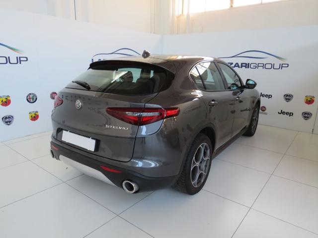 ALFA ROMEO Stelvio usata, con Boardcomputer