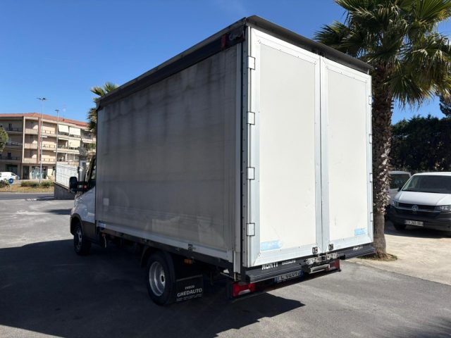 IVECO Daily usata, con Autoradio
