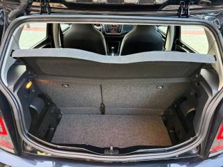 VOLKSWAGEN up! usata 15