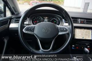 VOLKSWAGEN Passat usata 20