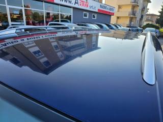 VOLKSWAGEN Touran usata 60