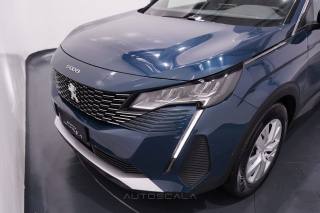 PEUGEOT 5008 usata, con Airbag testa