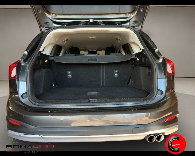 FORD Focus usata, con Sedile posteriore sdoppiato