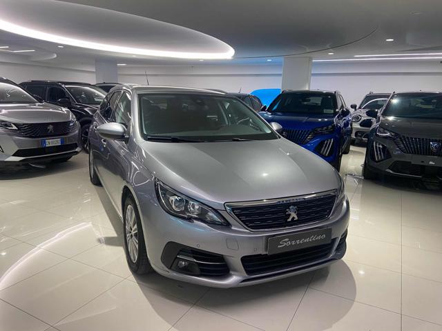 PEUGEOT 308 usata, con Airbag