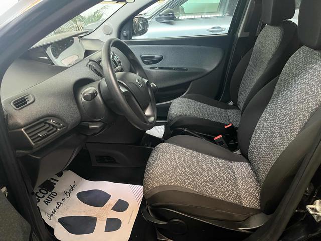 LANCIA Ypsilon usata, con Chiusura centralizzata