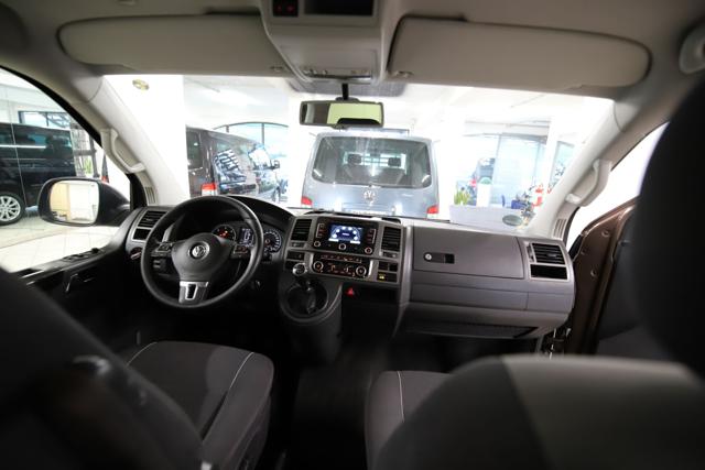 VOLKSWAGEN Multivan usata, con Servosterzo