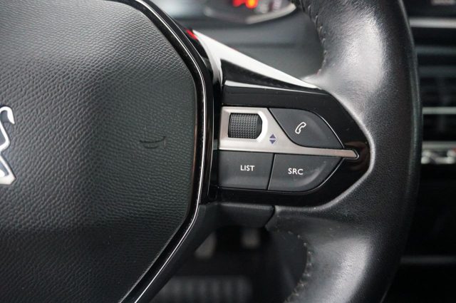 PEUGEOT 208 usata, con Luci diurne LED