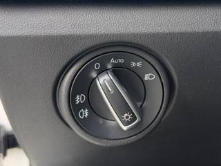 VOLKSWAGEN up! usata, con Controllo vocale