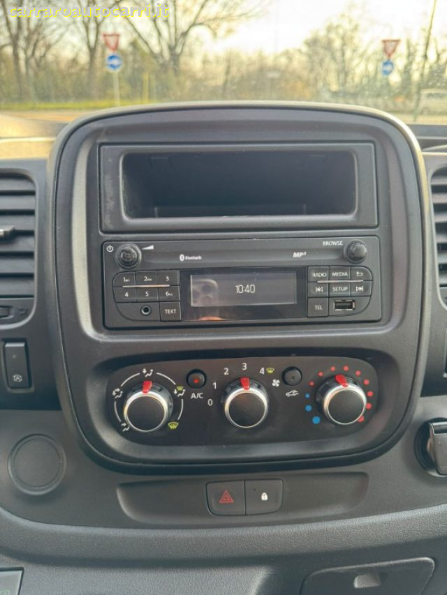 RENAULT Trafic usata, con Marmitta catalitica